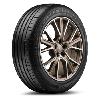 Vredestein Ultrac Pro 235/40R18, front view of tread pattern
