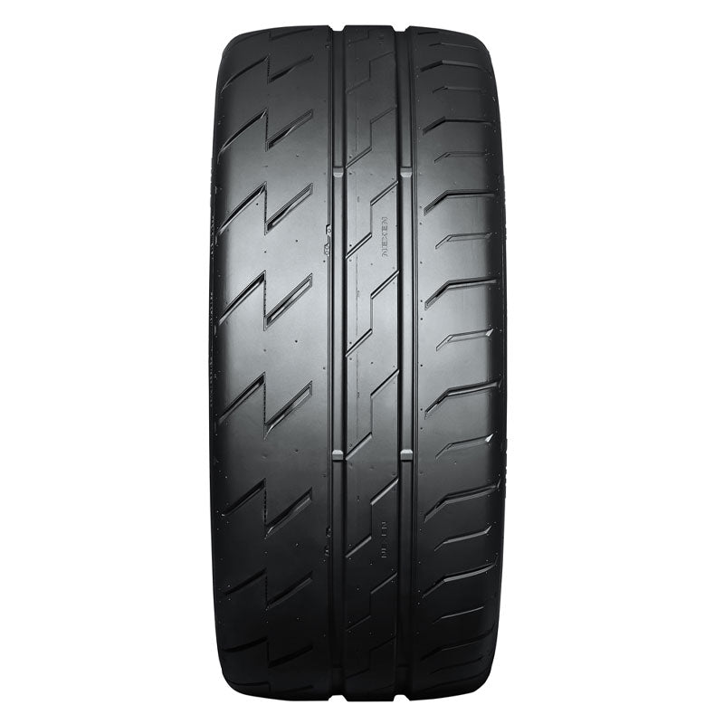 Nexen Nfera Sport R 255/40R17, front view of tread pattern