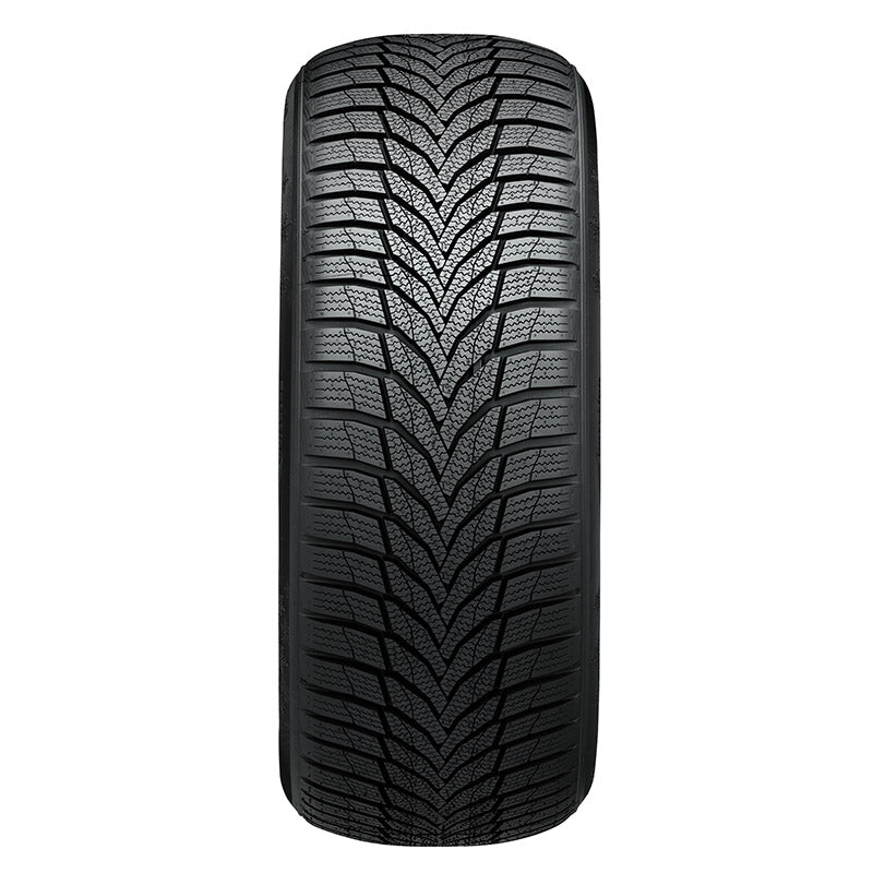 Nexen Winguard Sport 2 225/40R18, front view of tread pattern